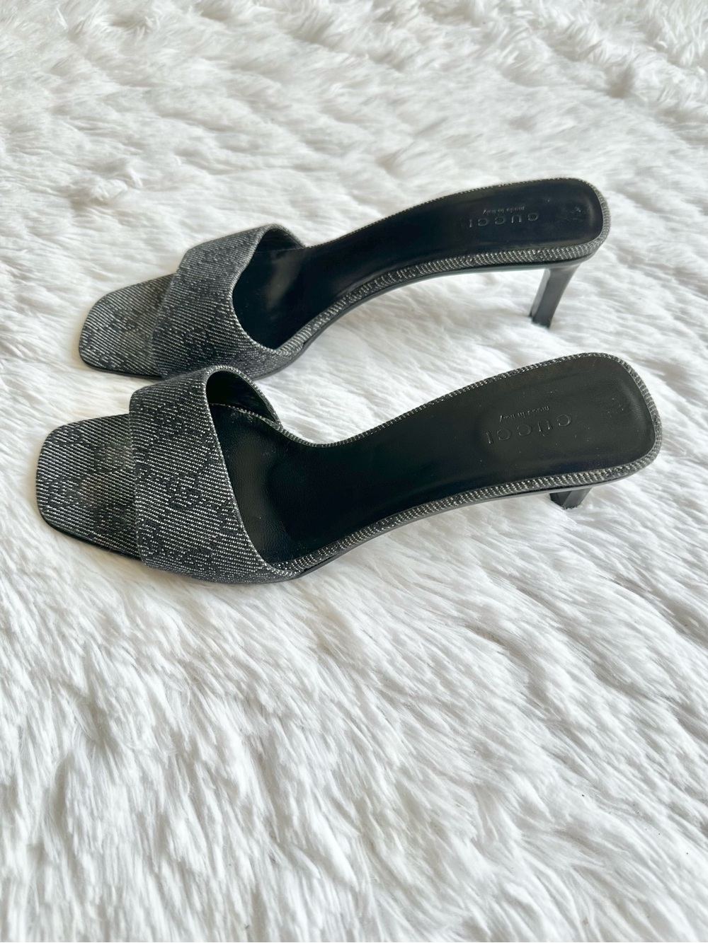 Vintage Gucci Tom Ford Monogram Kitten Heels - Picture 6 of 7